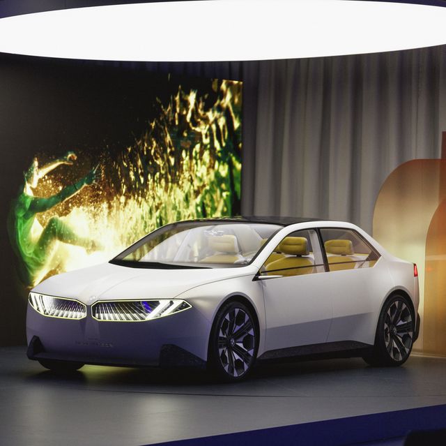 През 2027 г. ще се появи електрически вариант на BMW M3, който ще предлага задвижване на всички колела и над 1350 к.с. 