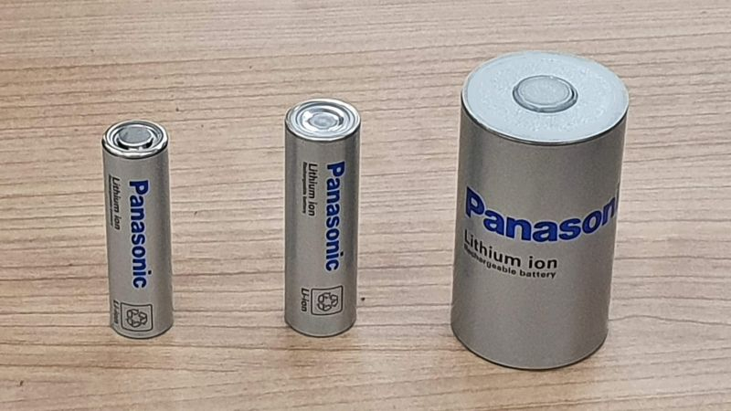 Panasonic отложи старта на масовото производство на батерията тип 4680 - тя ще бъде подобрена 