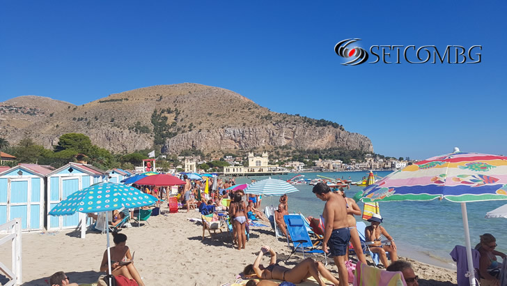 Mondello beach