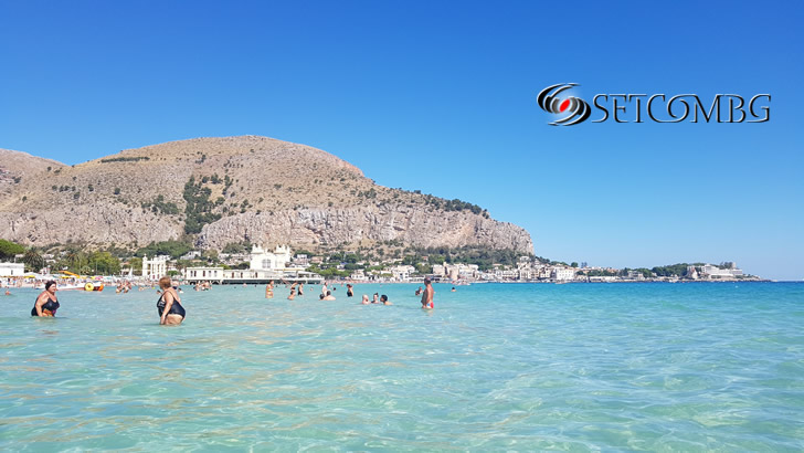 Mondello beach